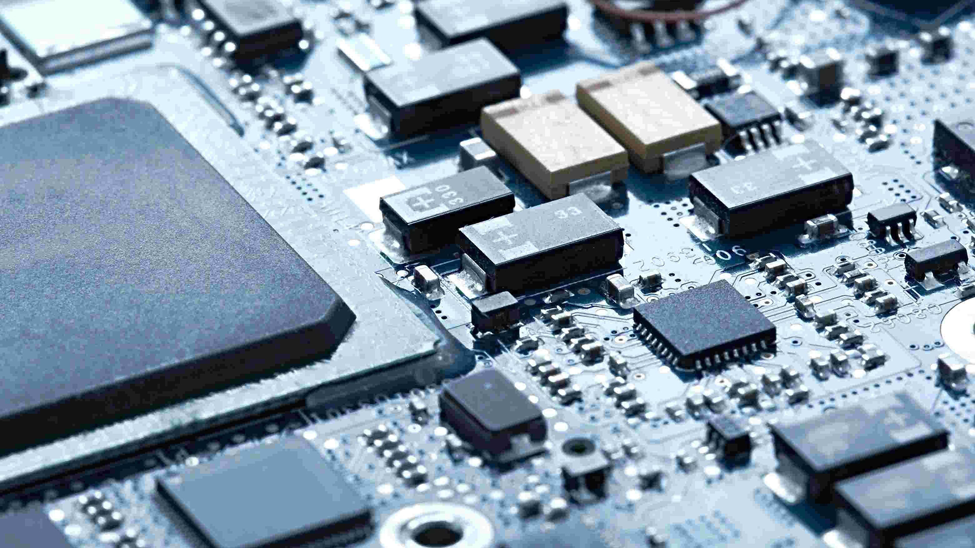 1663125722789497.jpeg 03電子元器件.jpeg